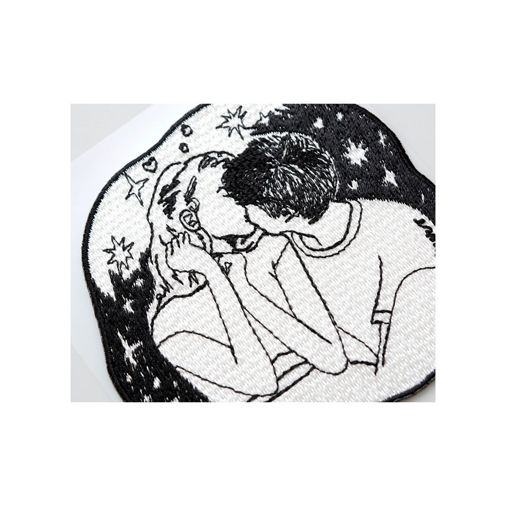 WALNUT 刺繍パッチステッカー KISS 詳細画像