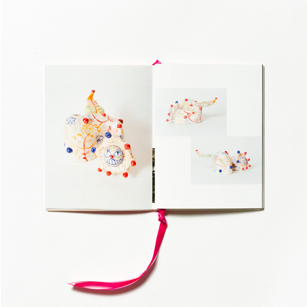 Ema Gaspar ZINE 詳細画像