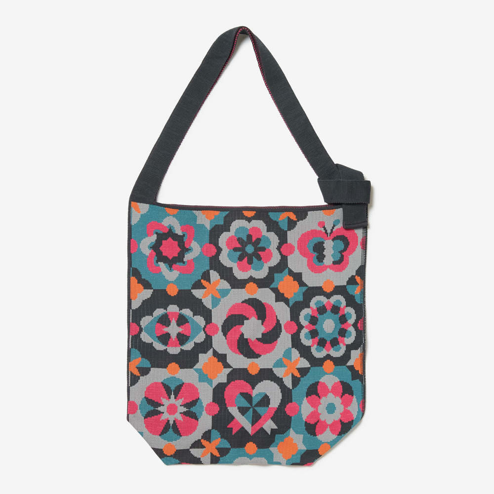 PATTERN BLACK by Yuko Kanatani 詳細画像